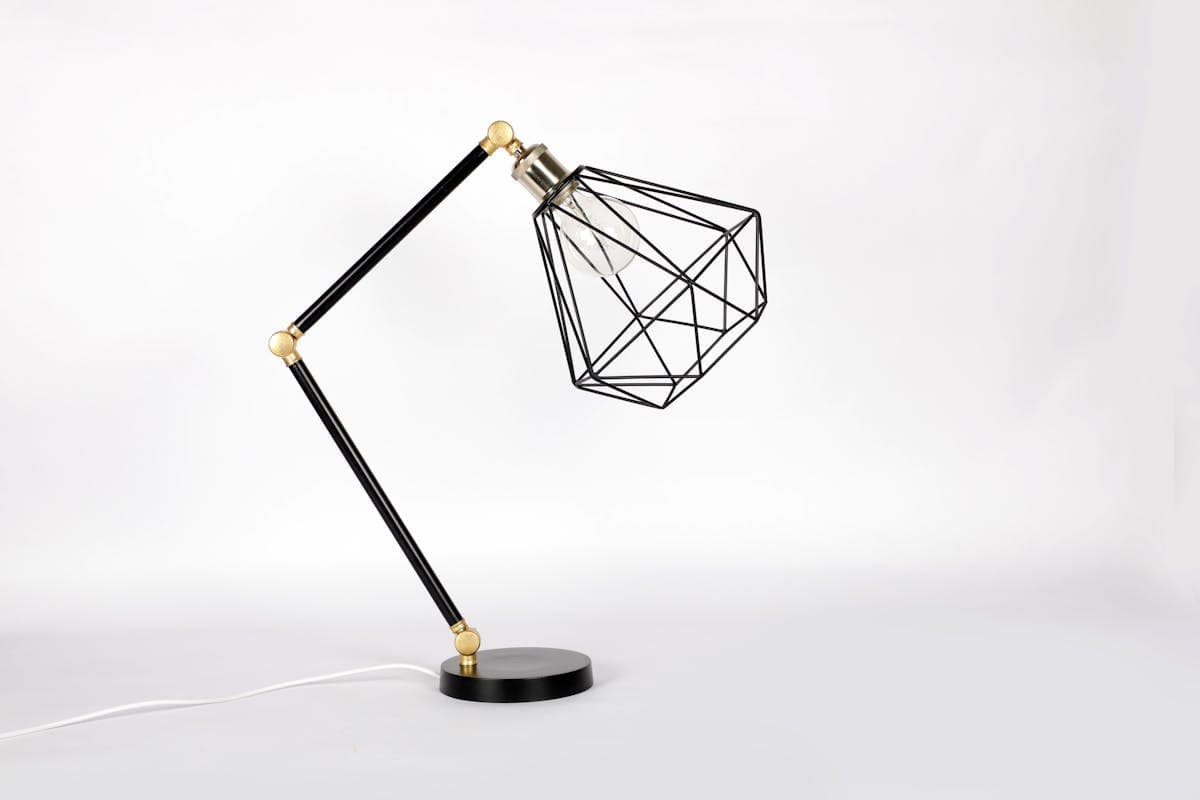 LED Desk Lamp — Folding (1)