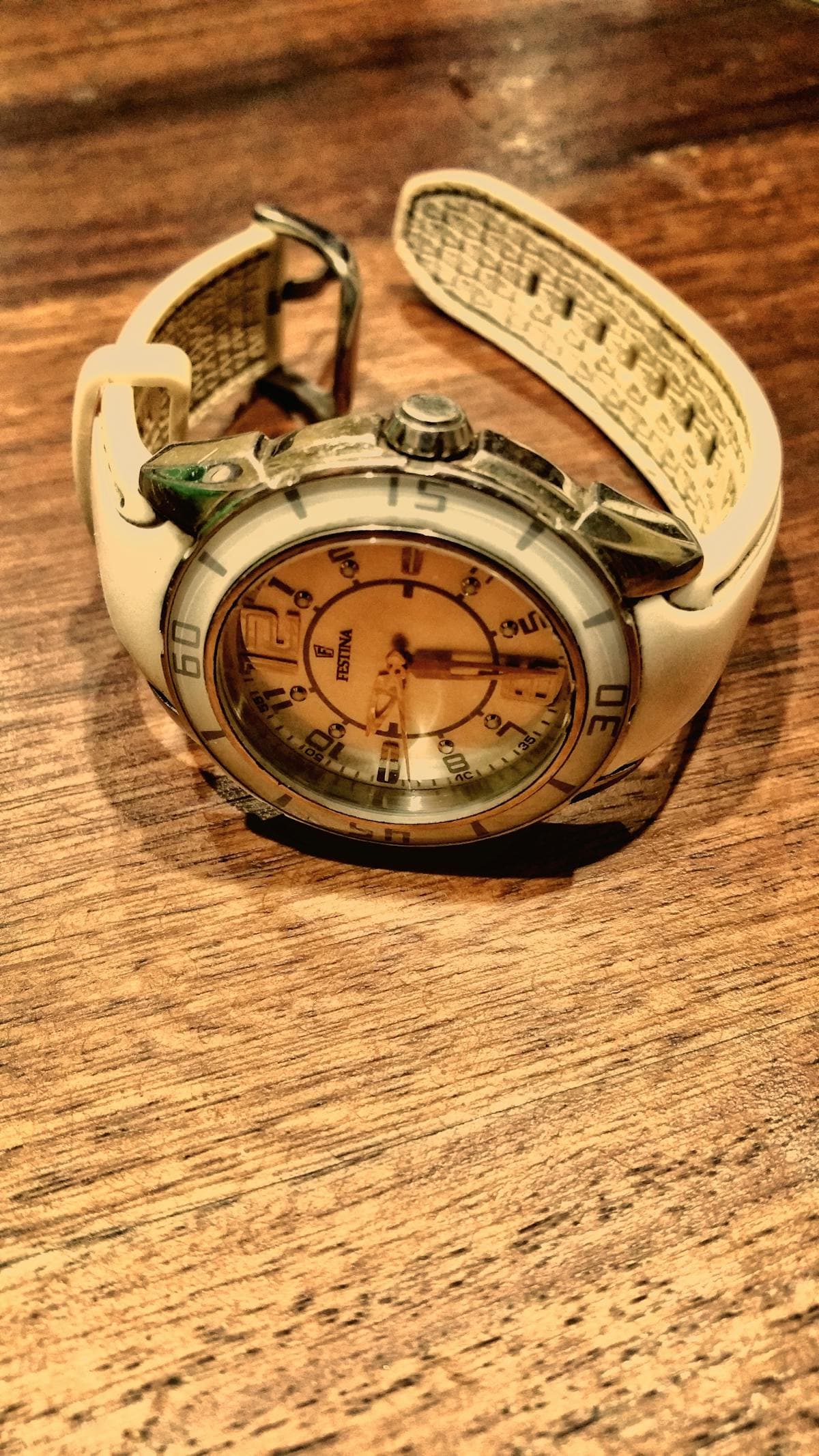 Stainless Steel Watch — Minimalist (2)